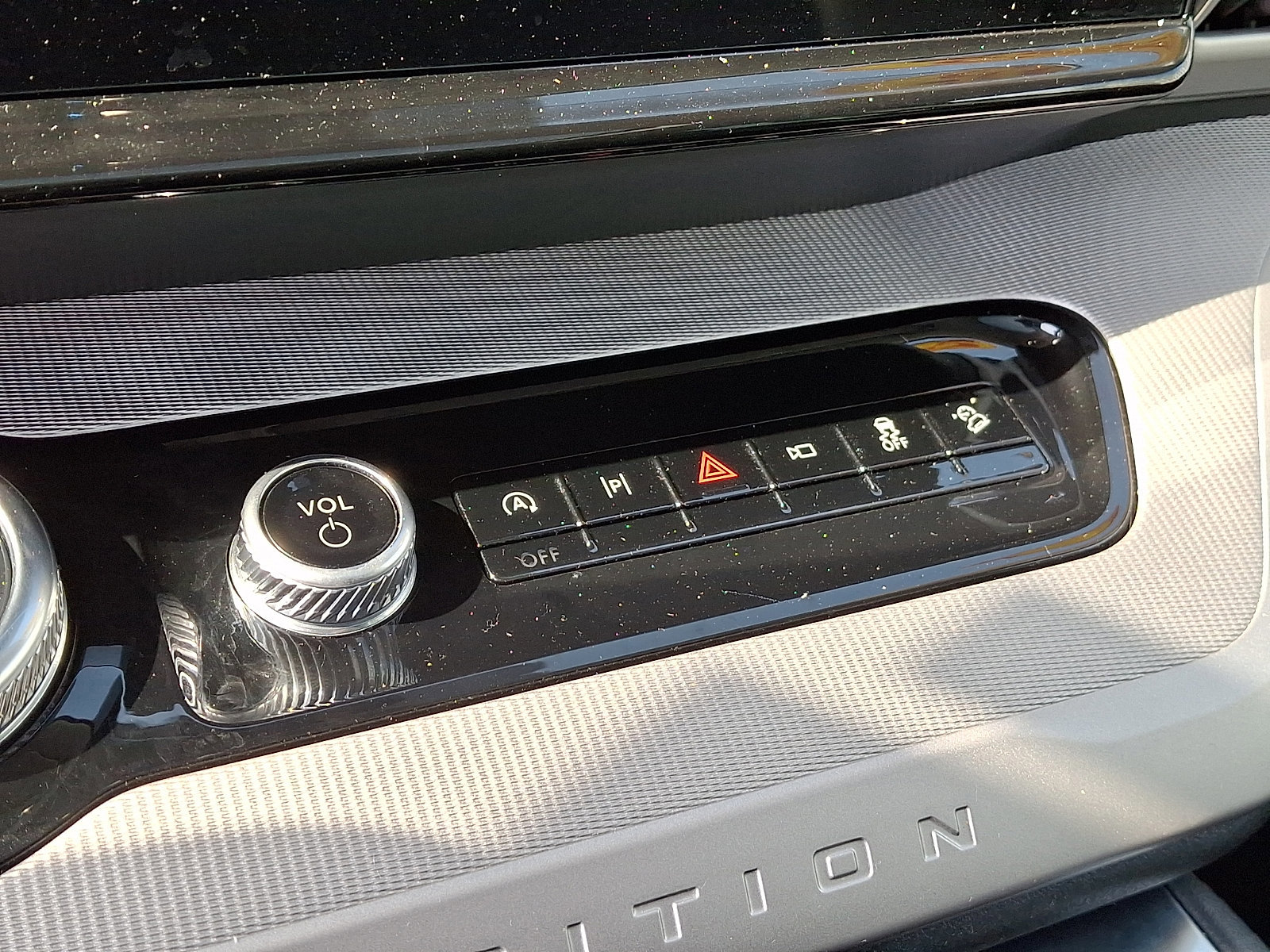 Certified 2025 Ford Expedition Max Active AWD/4WD image 18