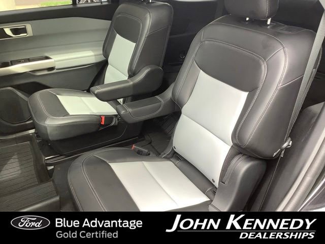 Certified 2023 Ford Explorer XLT w/ Equipment Group 202A AWD/4WD image 30