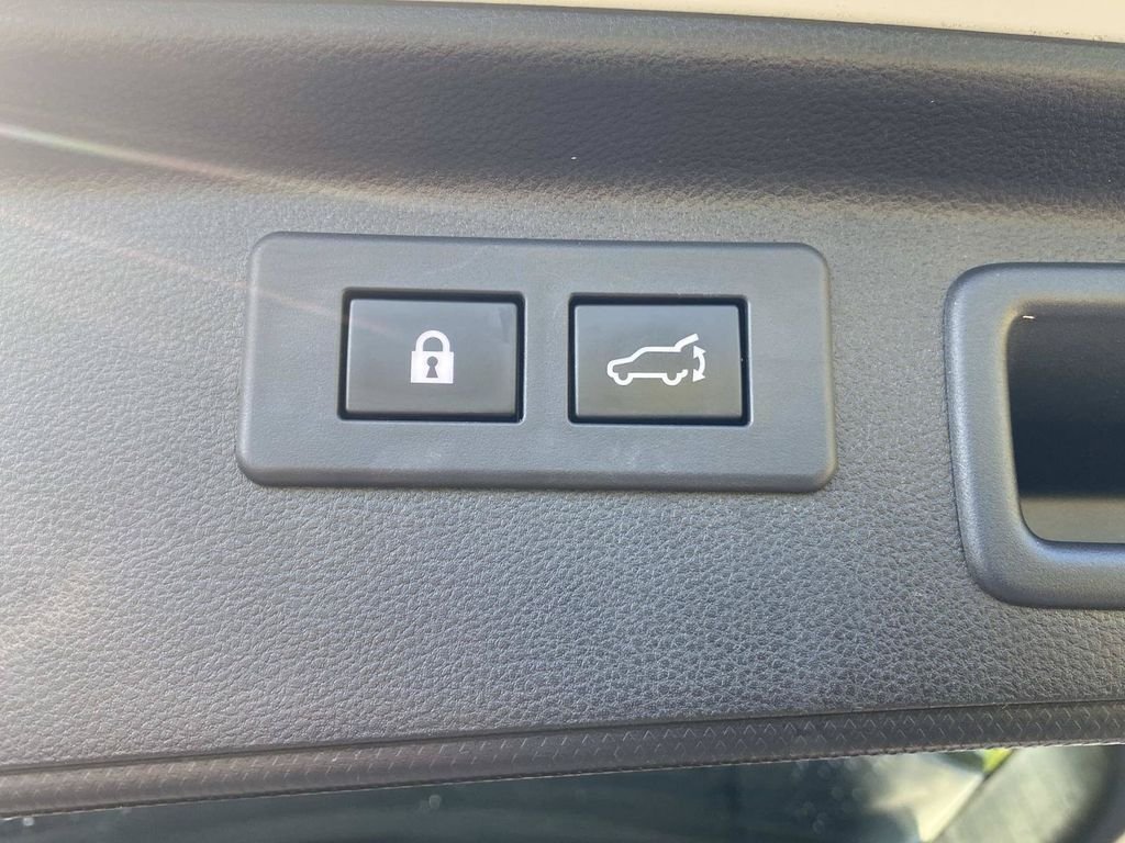 Used 2021 Subaru Forester Touring AWD/4WD image 8