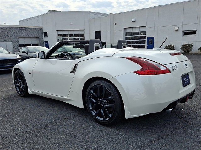 Used 2019 Nissan 370Z Roadster image 4
