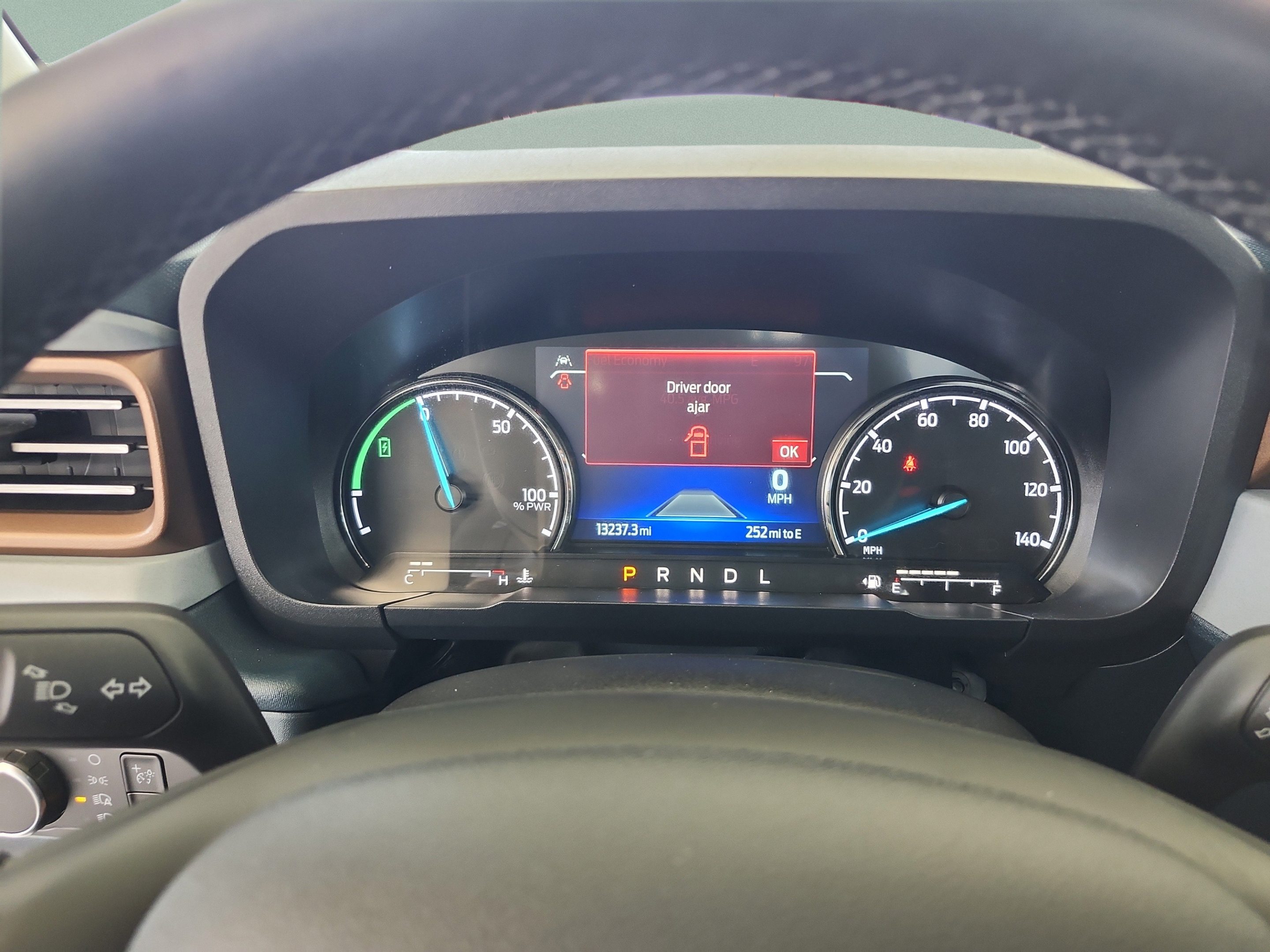 Certified 2024 Ford Maverick Lariat FWD image 10