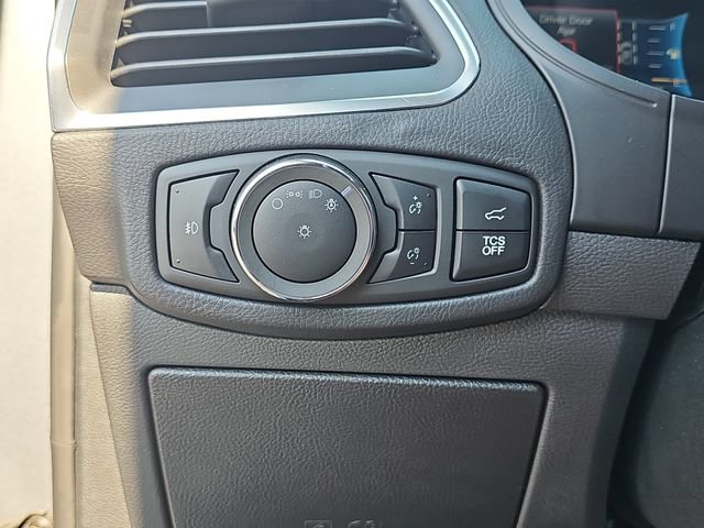 Certified 2024 Ford Edge Titanium AWD/4WD image 24