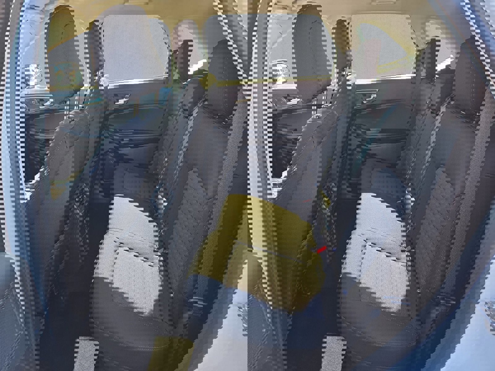 Certified 2024 Ford Edge SE image 23