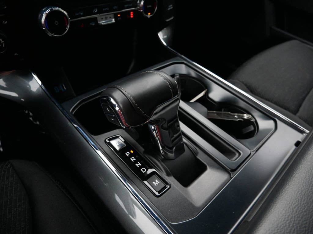 Certified 2022 Ford F150 XLT w/ Equipment Group 302A High image 25