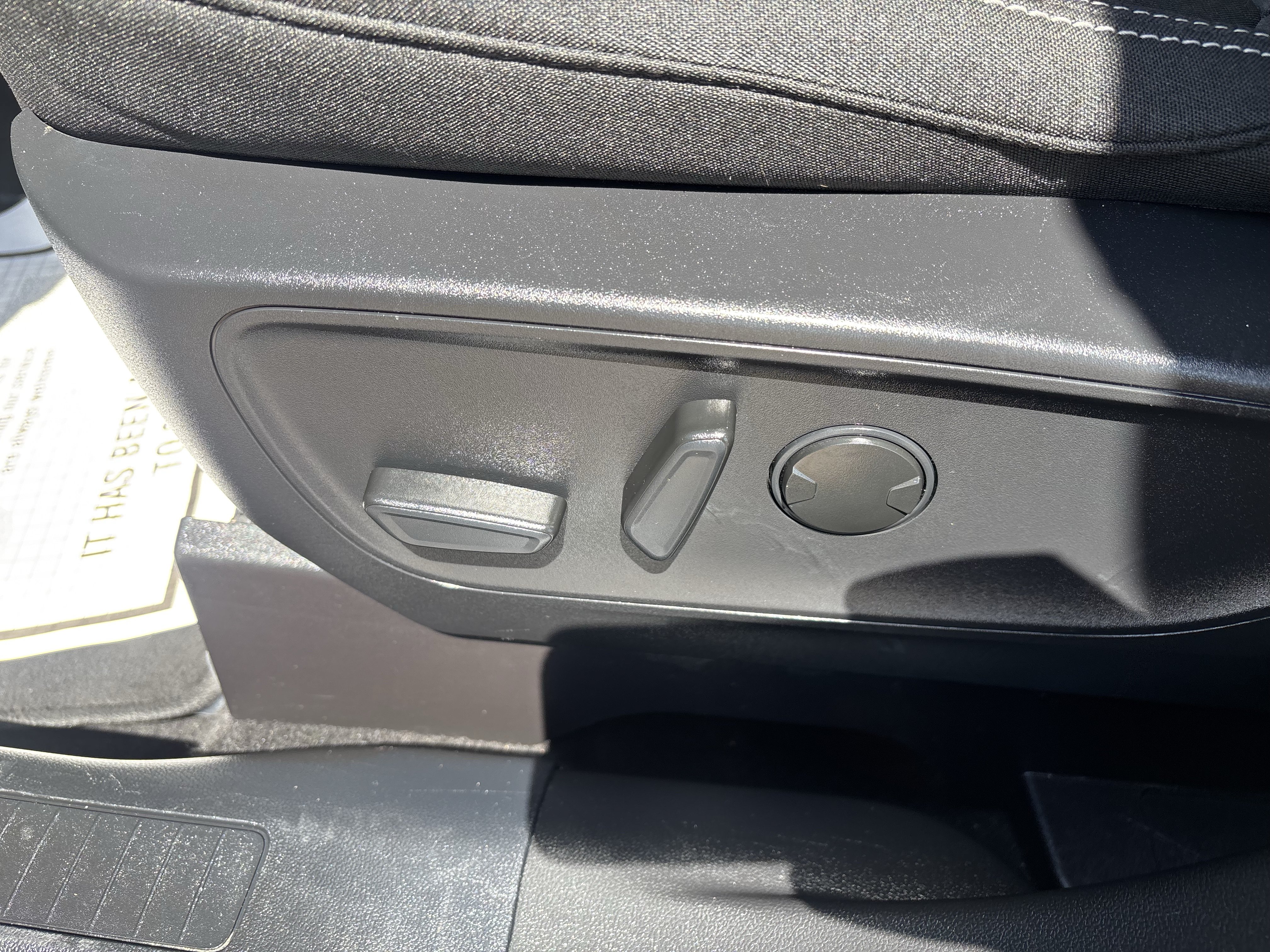 Certified 2024 Ford Escape Active FWD image 13