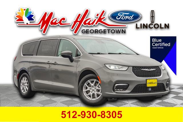 Used 2023 Chrysler Pacifica Touring-L FWD image 1