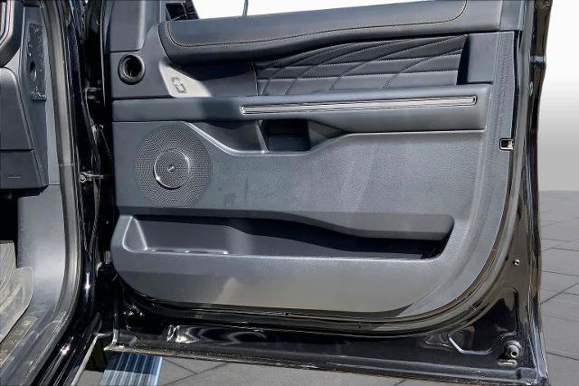 Certified 2023 Ford Expedition Platinum RWD image 23