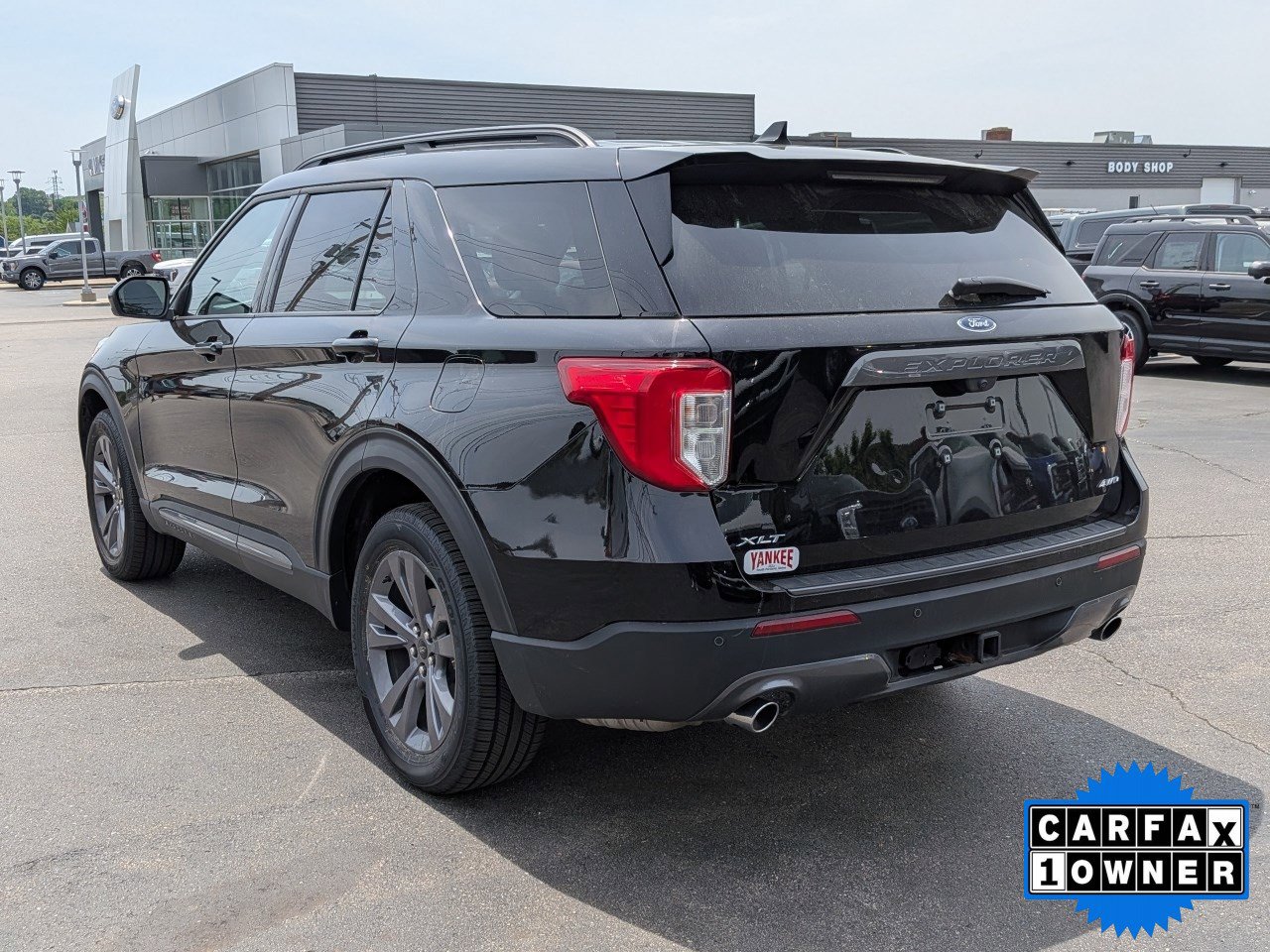 Certified 2023 Ford Explorer XLT w/ Equipment Group 202A AWD/4WD image 6
