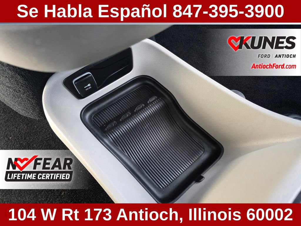 Used 2024 Chrysler Pacifica Touring-L image 65