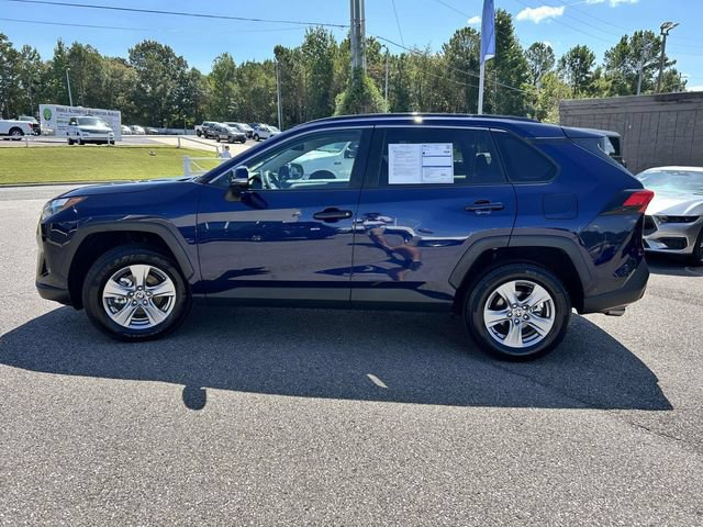 Used 2025 Toyota RAV4 XLE FWD image 27