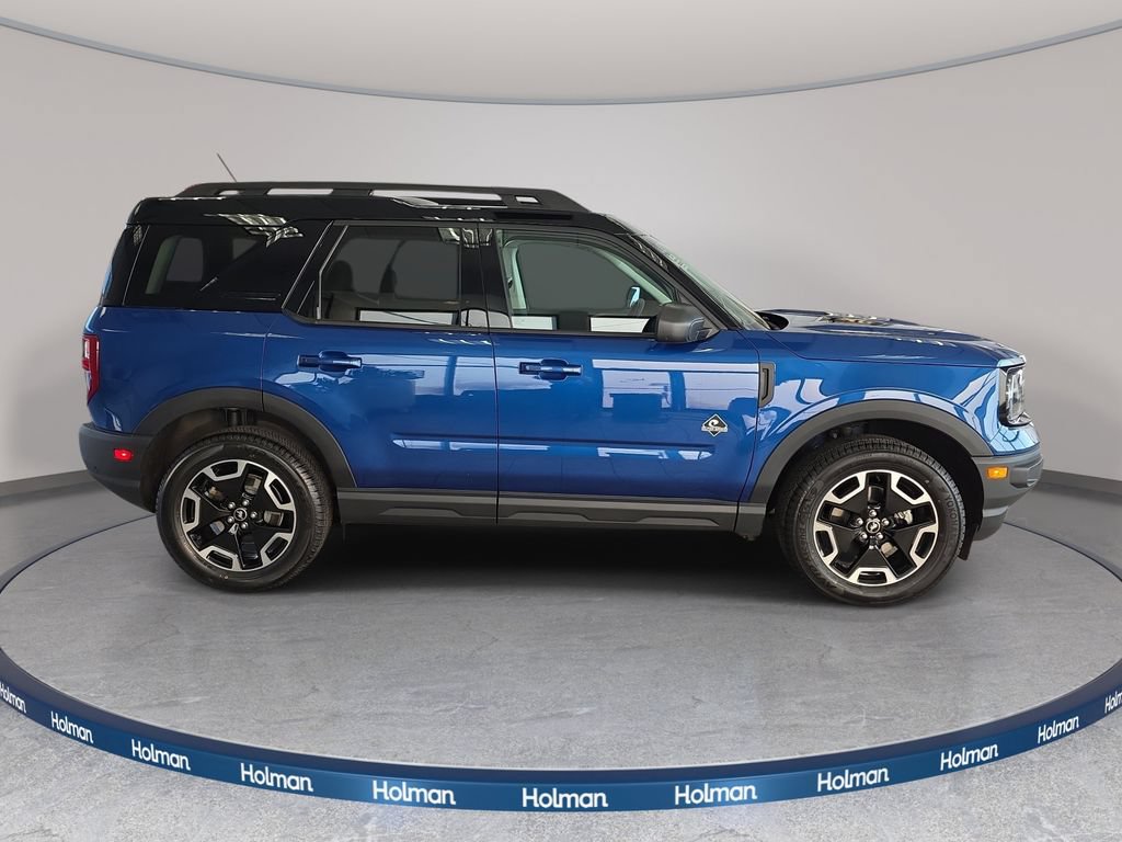 Certified 2023 Ford Bronco Sport Outer Banks w/ Tech Package AWD/4WD image 4