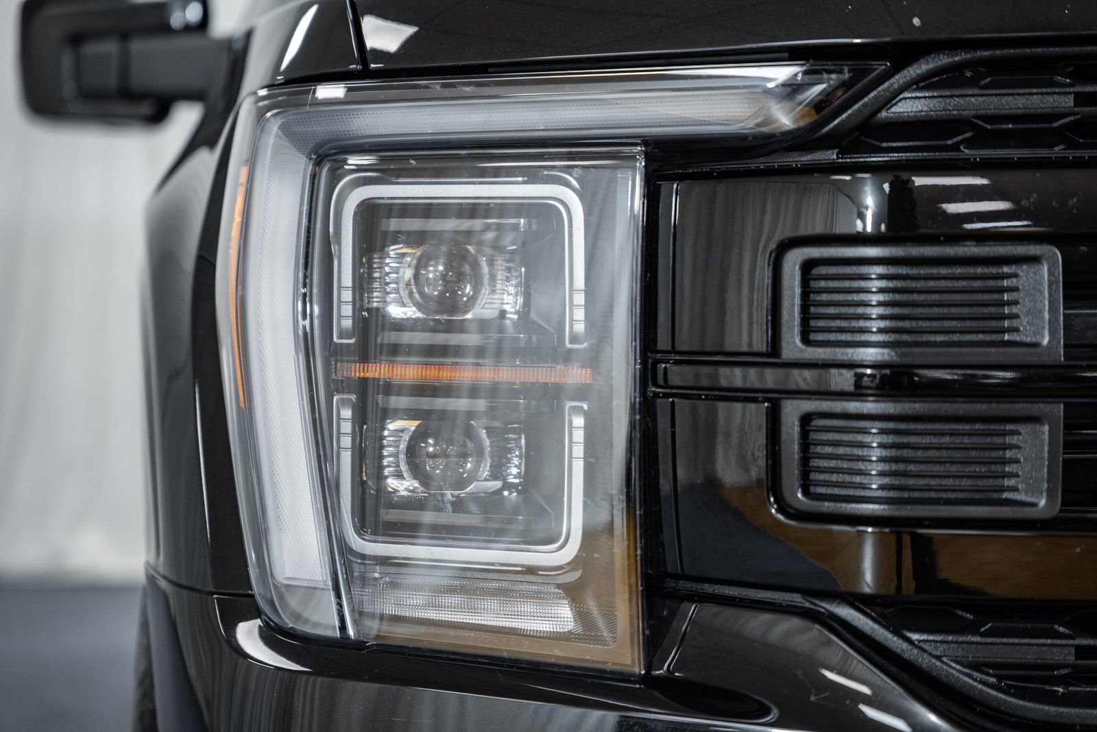 Certified 2023 Ford F150 Lariat w/ Equipment Group 502A High image 9