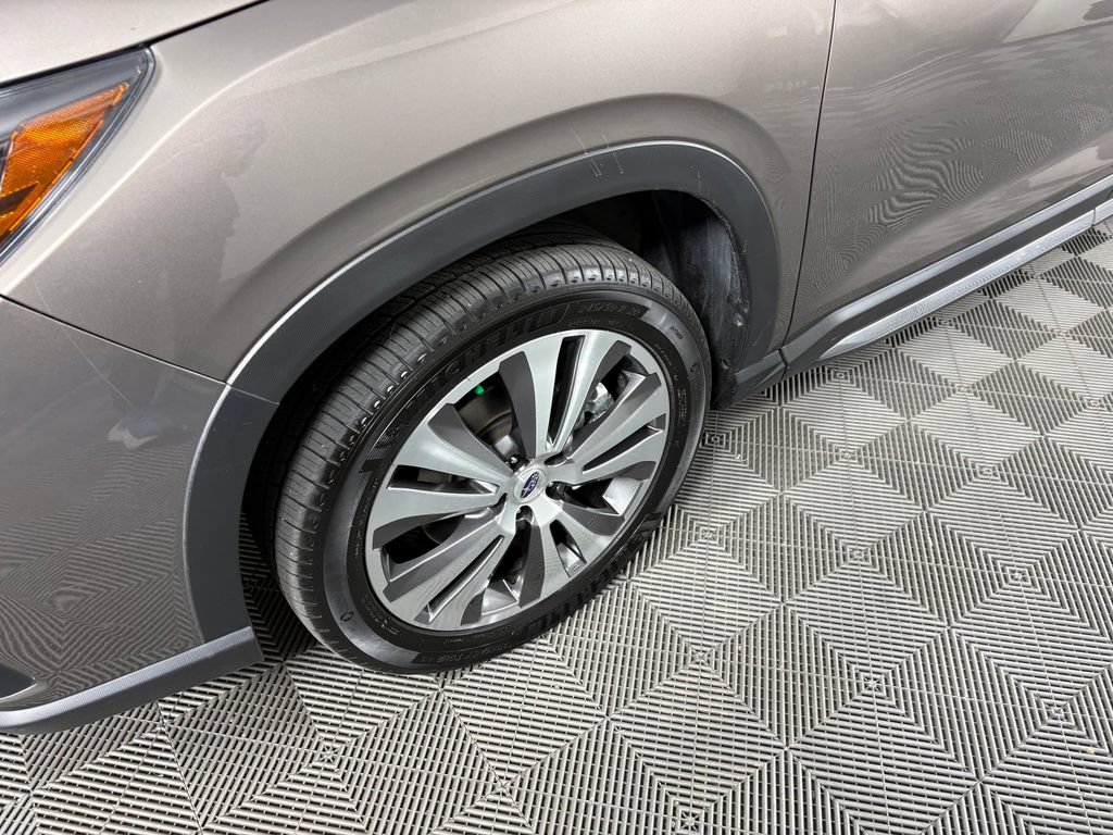Used 2022 Subaru Ascent Touring AWD/4WD image 9