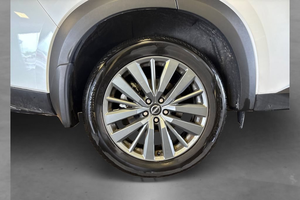 Used 2025 Nissan Pathfinder SL w/ SL Premium Package AWD/4WD image 19