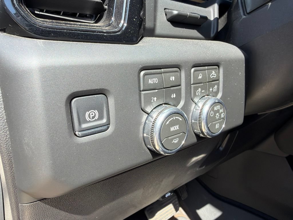 Used 2026 GMC Sierra 2500 AT4X w/ LPO, Black Badging Package AWD/4WD image 45