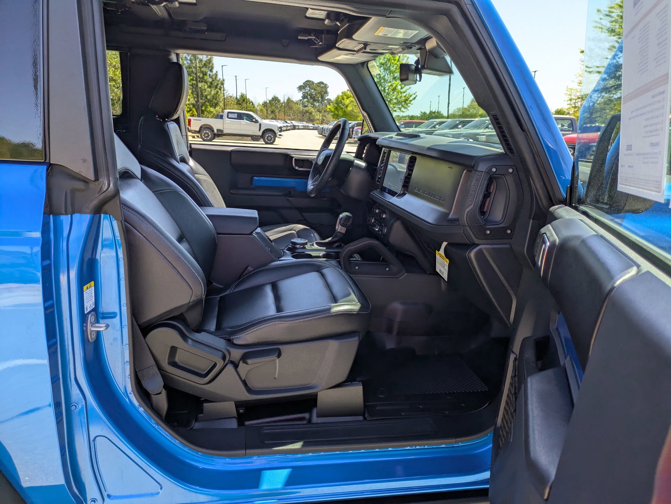 Certified 2025 Ford Bronco Badlands image 33