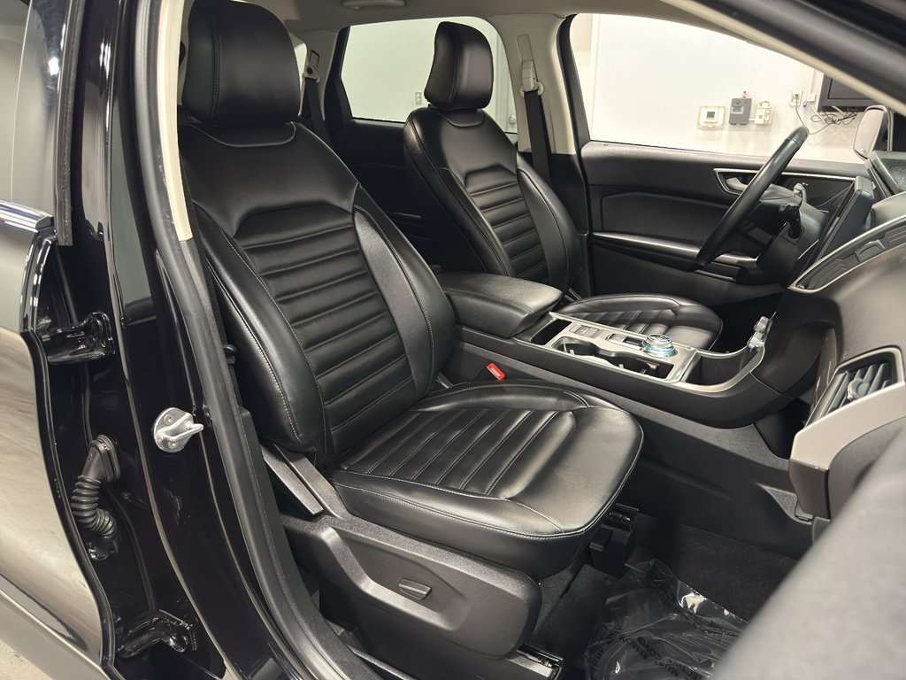 Certified 2023 Ford Edge SEL image 30