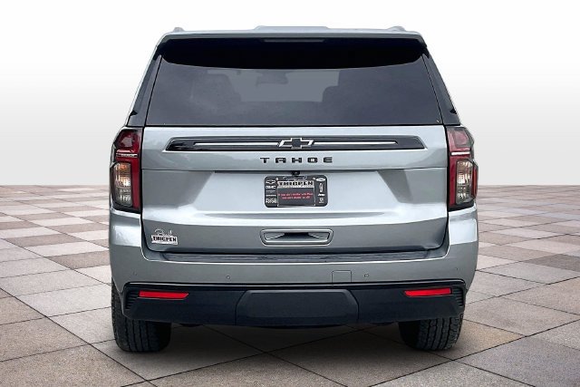 Used 2023 Chevrolet Tahoe Z71 w/ Luxury Package AWD/4WD image 4