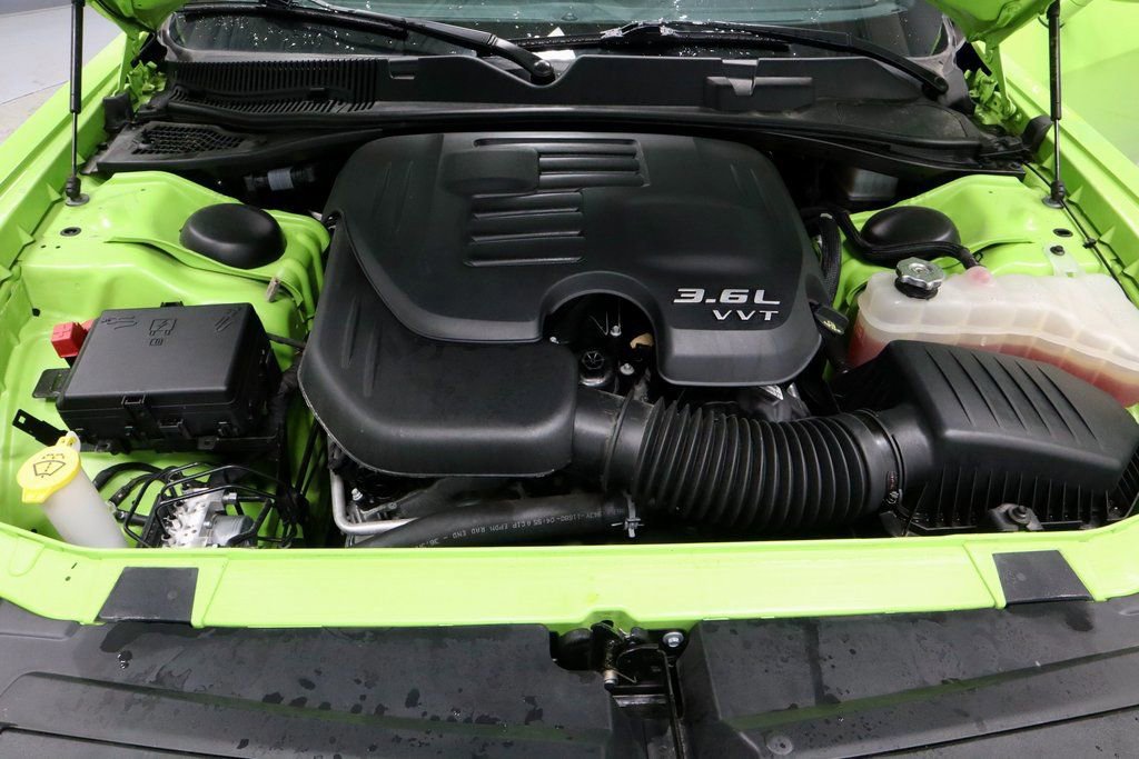 Used 2023 Dodge Challenger SXT w/ Plus Package image 16