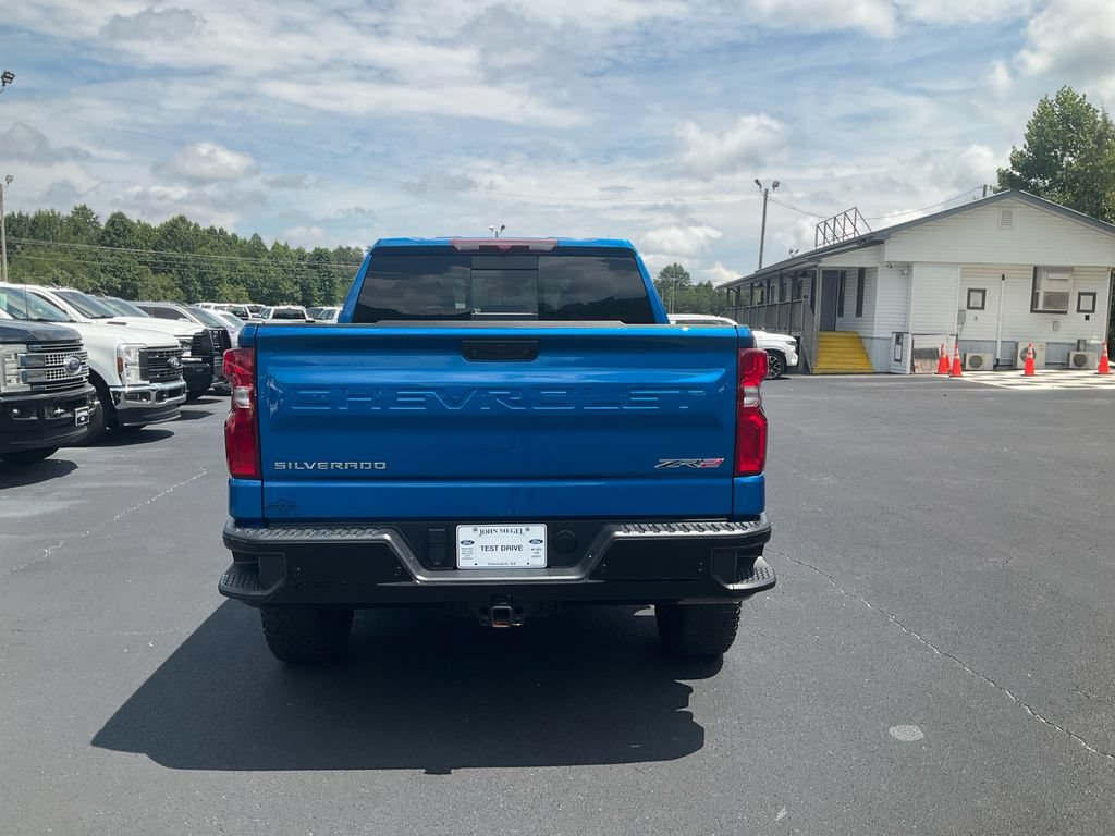 Used 2023 Chevrolet Silverado 1500 ZR2 AWD/4WD image 6