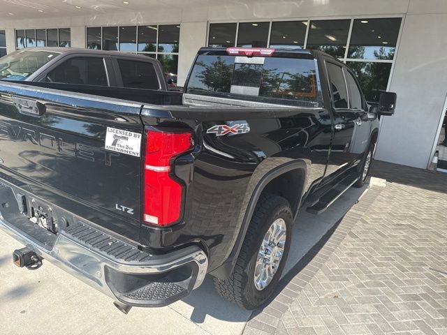 Used 2024 Chevrolet Silverado 2500 LTZ w/ LTZ Premium Package AWD/4WD image 10