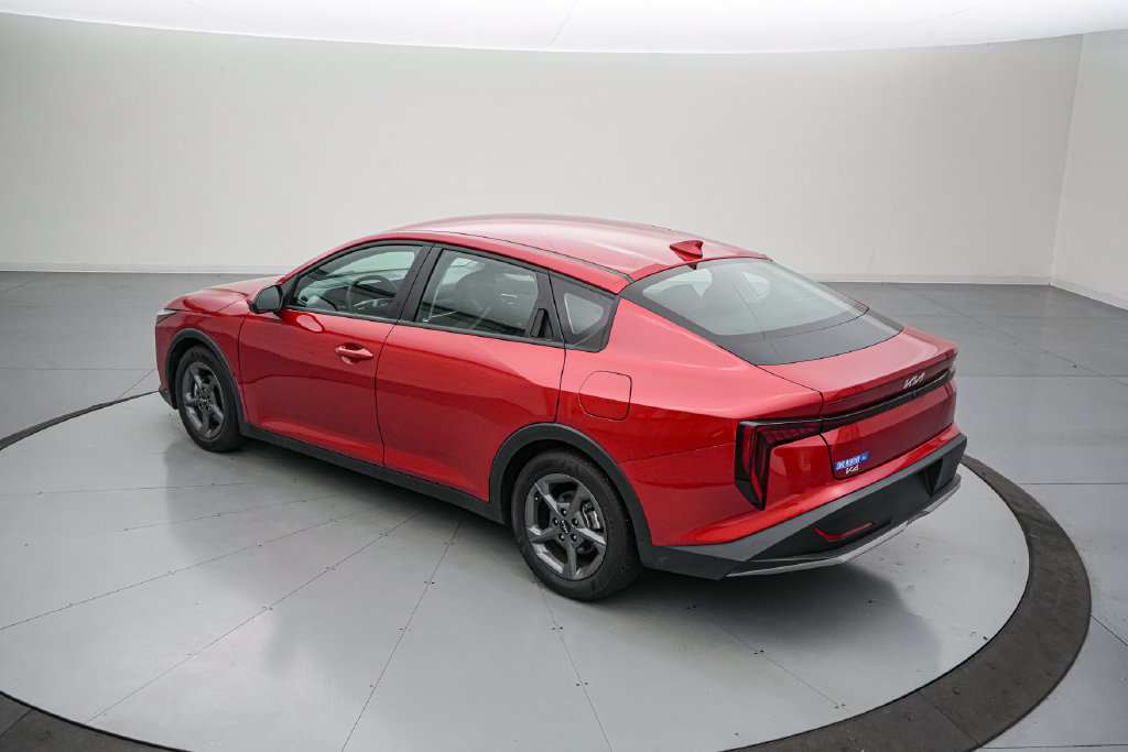 Used 2025 Kia K4 FWD image 6