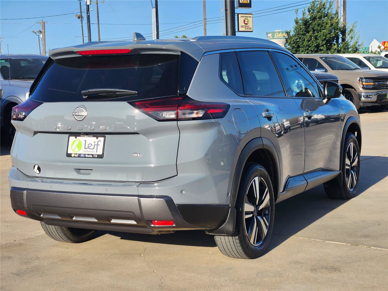 Used 2024 Nissan Rogue SL FWD image 4