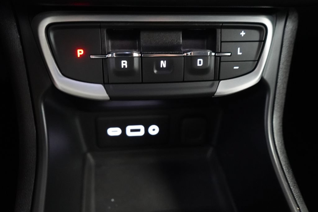 Used 2024 GMC Terrain SLE AWD/4WD image 37