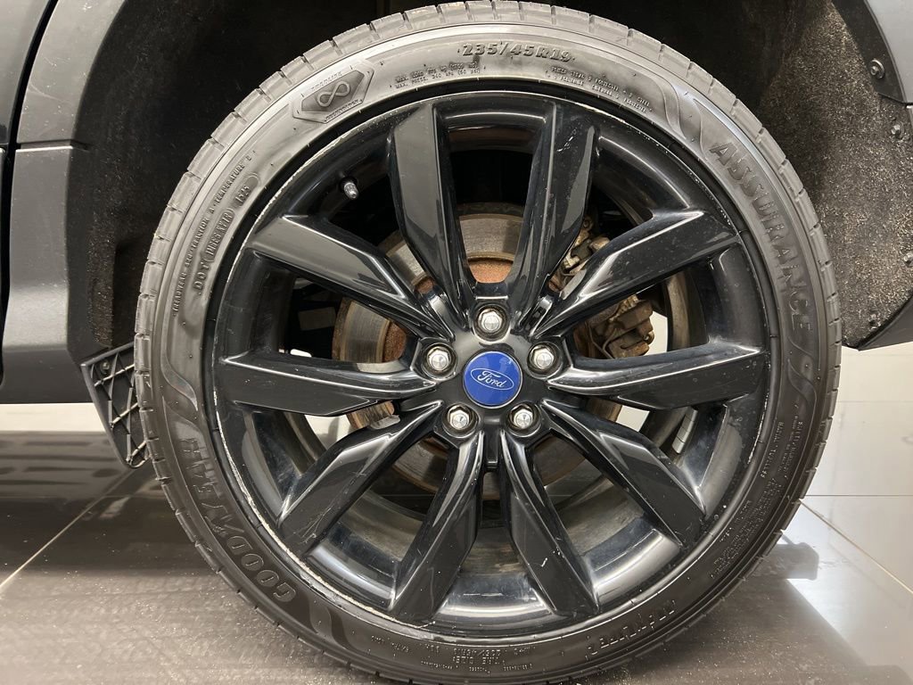 Certified 2017 Ford Escape Titanium image 7