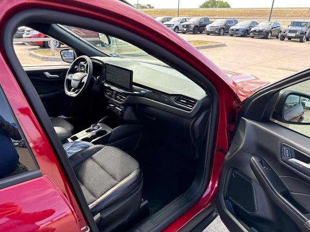 Certified 2024 Ford Escape ST-Line w/ Tech Pack #1 FWD image 15