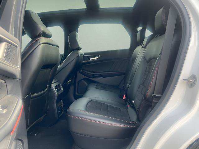 Certified 2022 Ford Edge ST-Line w/ Class II Trailer Tow Package AWD/4WD image 30