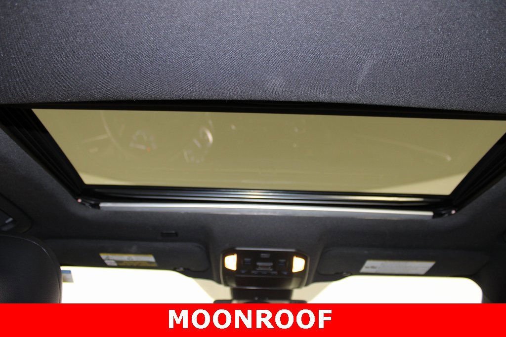 Used 2022 Toyota Highlander XSE image 14