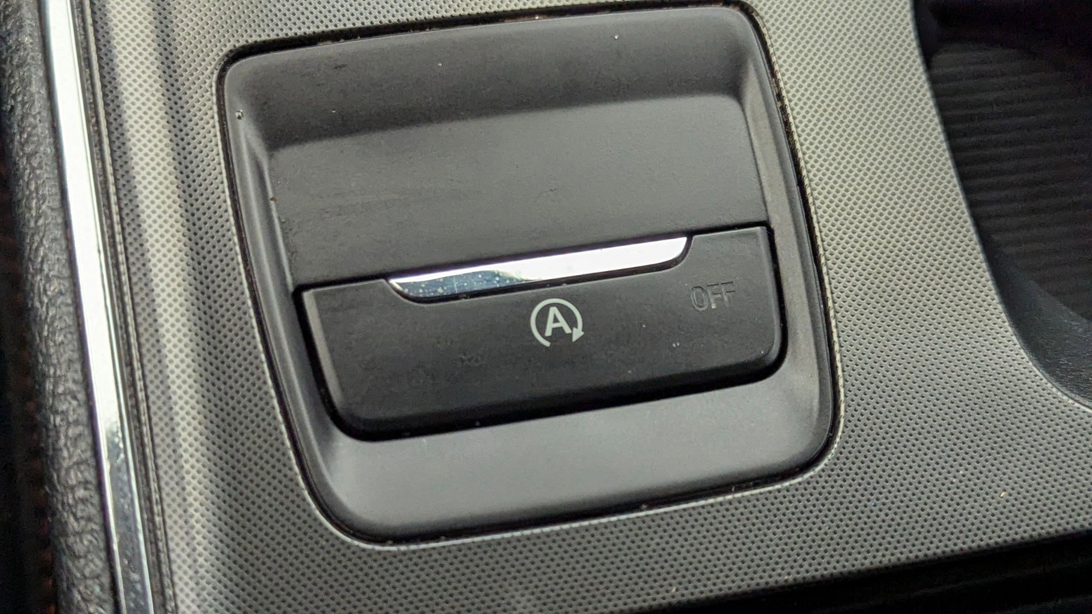 Certified 2022 Ford Edge ST-Line w/ Cargo Accessory Package image 29