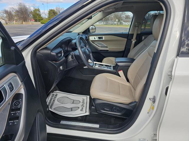 Certified 2022 Ford Explorer Limited w/ Limited Technology Package image 9