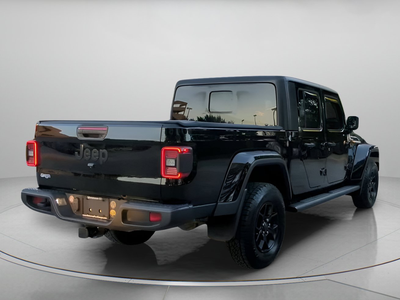 Used 2024 Jeep Gladiator Sport AWD/4WD image 27