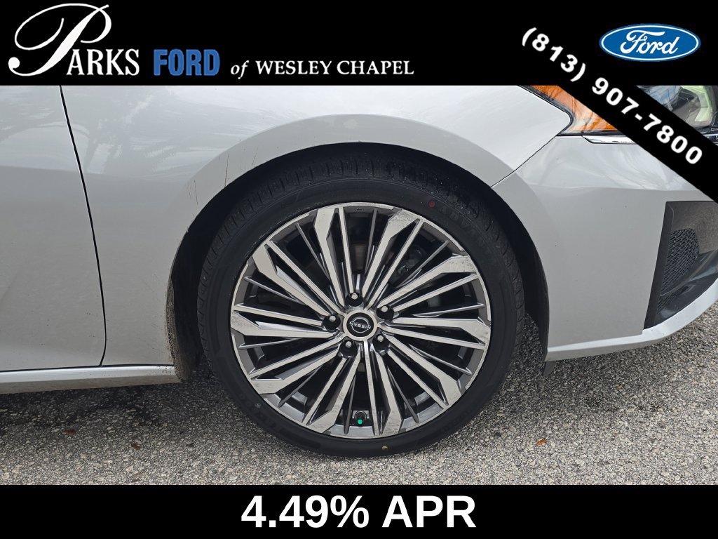 Used 2023 Nissan Altima 2.5 SL FWD image 32