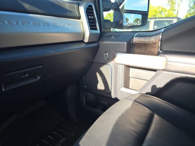 Certified 2022 Ford F250 Lariat w/ Lariat Ultimate Package AWD/4WD image 12