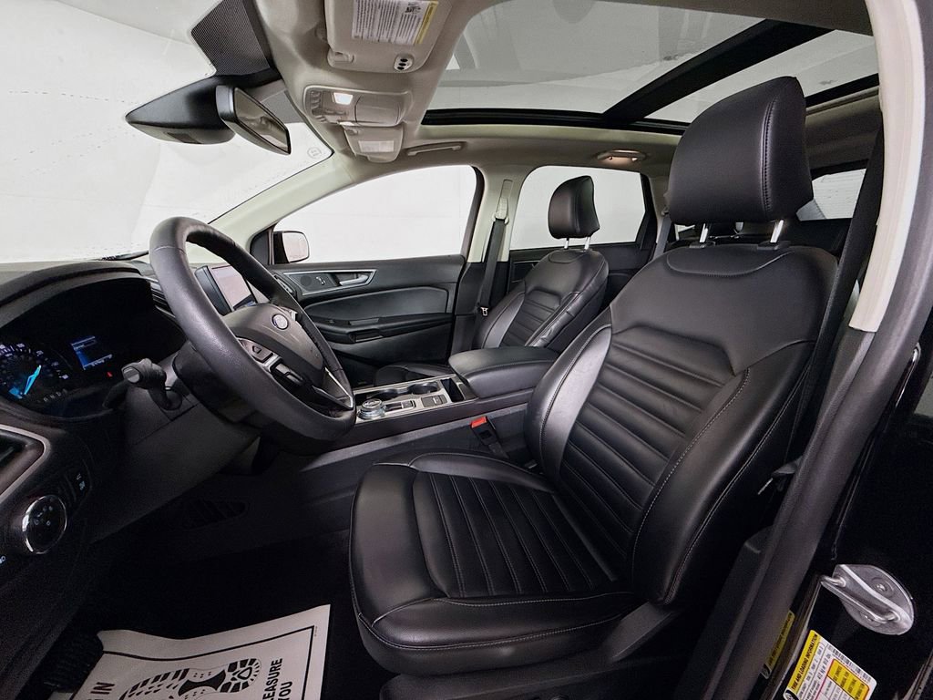 Certified 2024 Ford Edge SEL w/ Convenience Package image 2