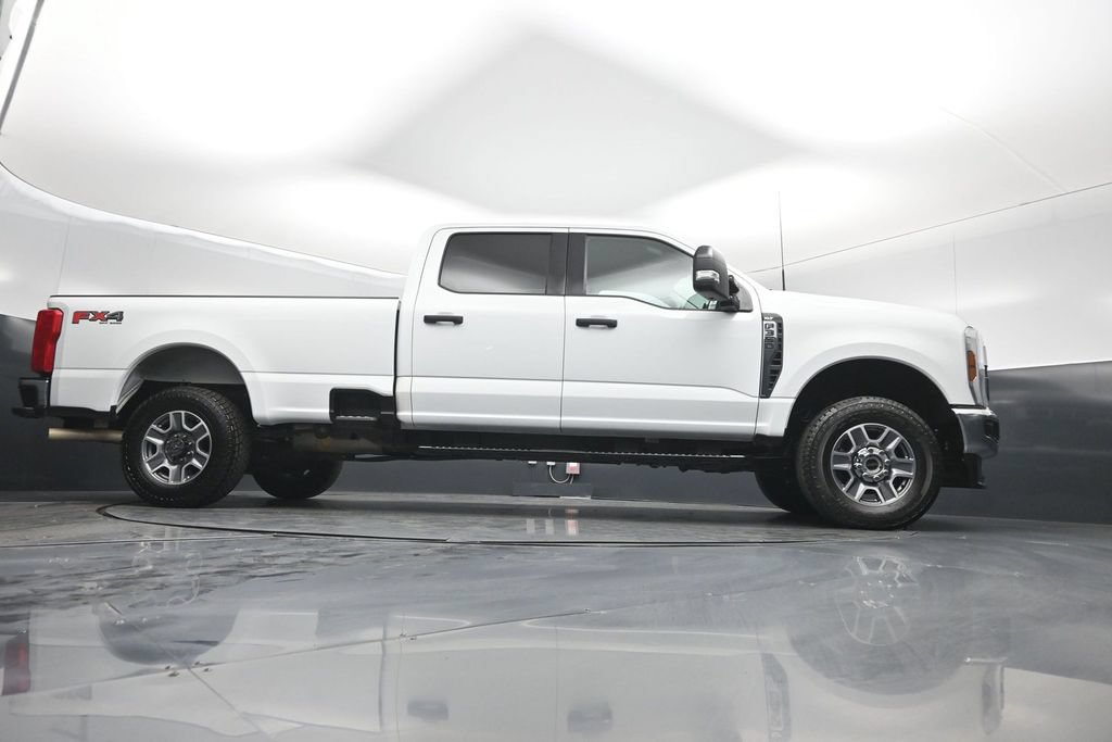 Certified 2025 Ford F350 XLT AWD/4WD image 43