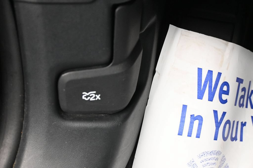 Certified 2025 Ford Escape Active AWD/4WD image 22