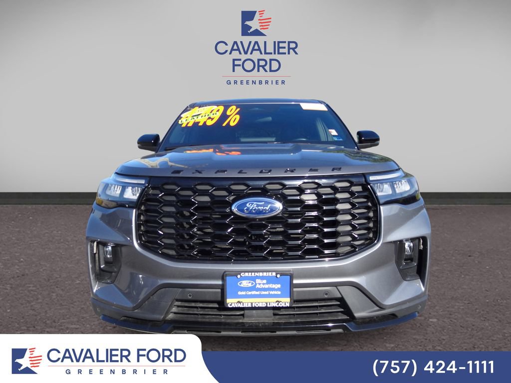 Certified 2025 Ford Explorer ST-Line AWD/4WD image 5