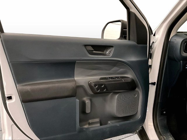 Certified 2025 Ford Maverick XL FWD image 22