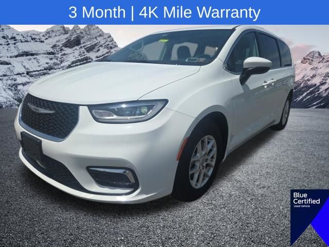 Used 2023 Chrysler Pacifica Touring-L FWD video 2