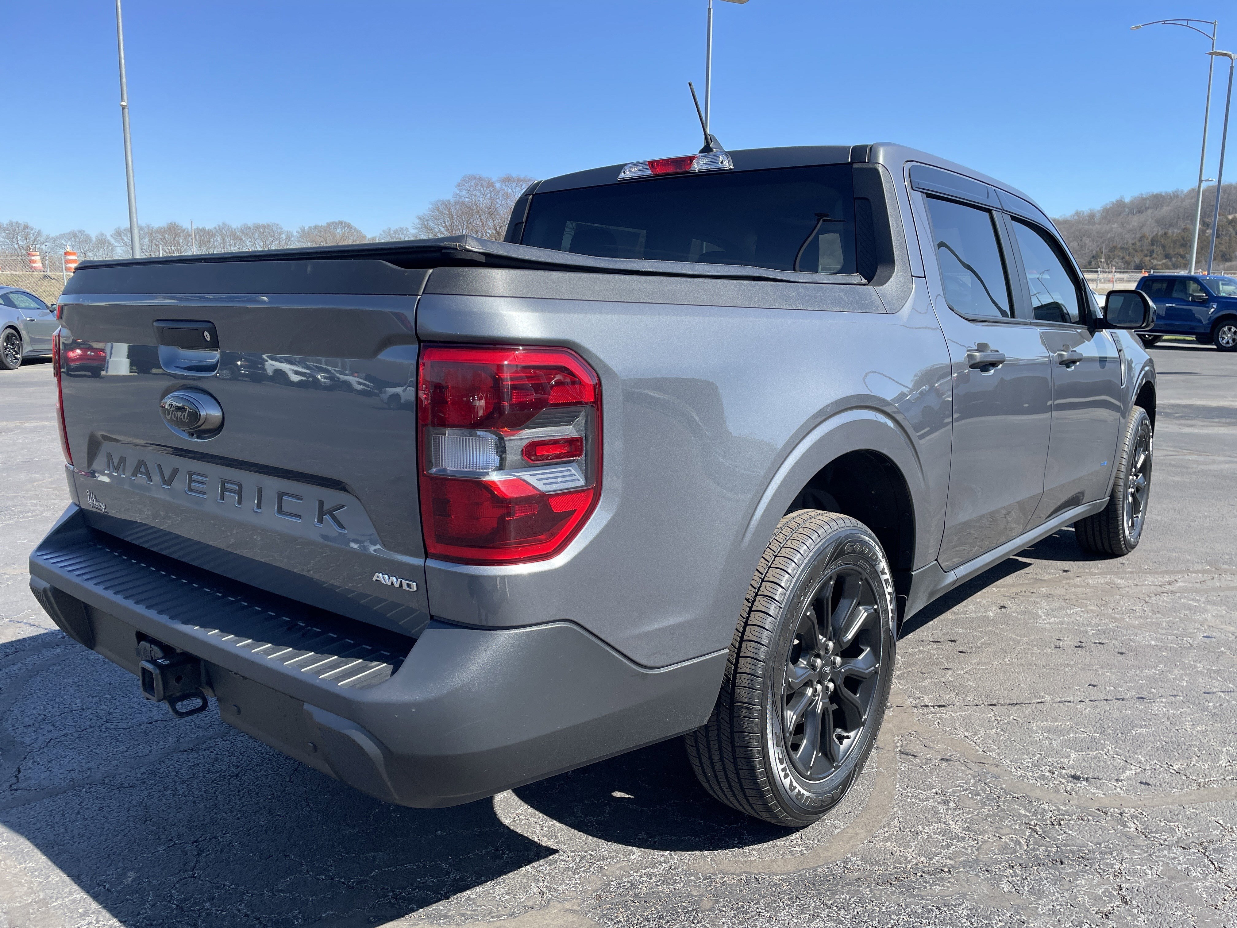 Certified 2024 Ford Maverick XLT w/ XLT Luxury Package image 5