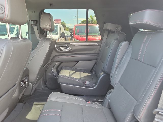 Used 2022 Chevrolet Tahoe RST w/ Luxury Package AWD/4WD image 9