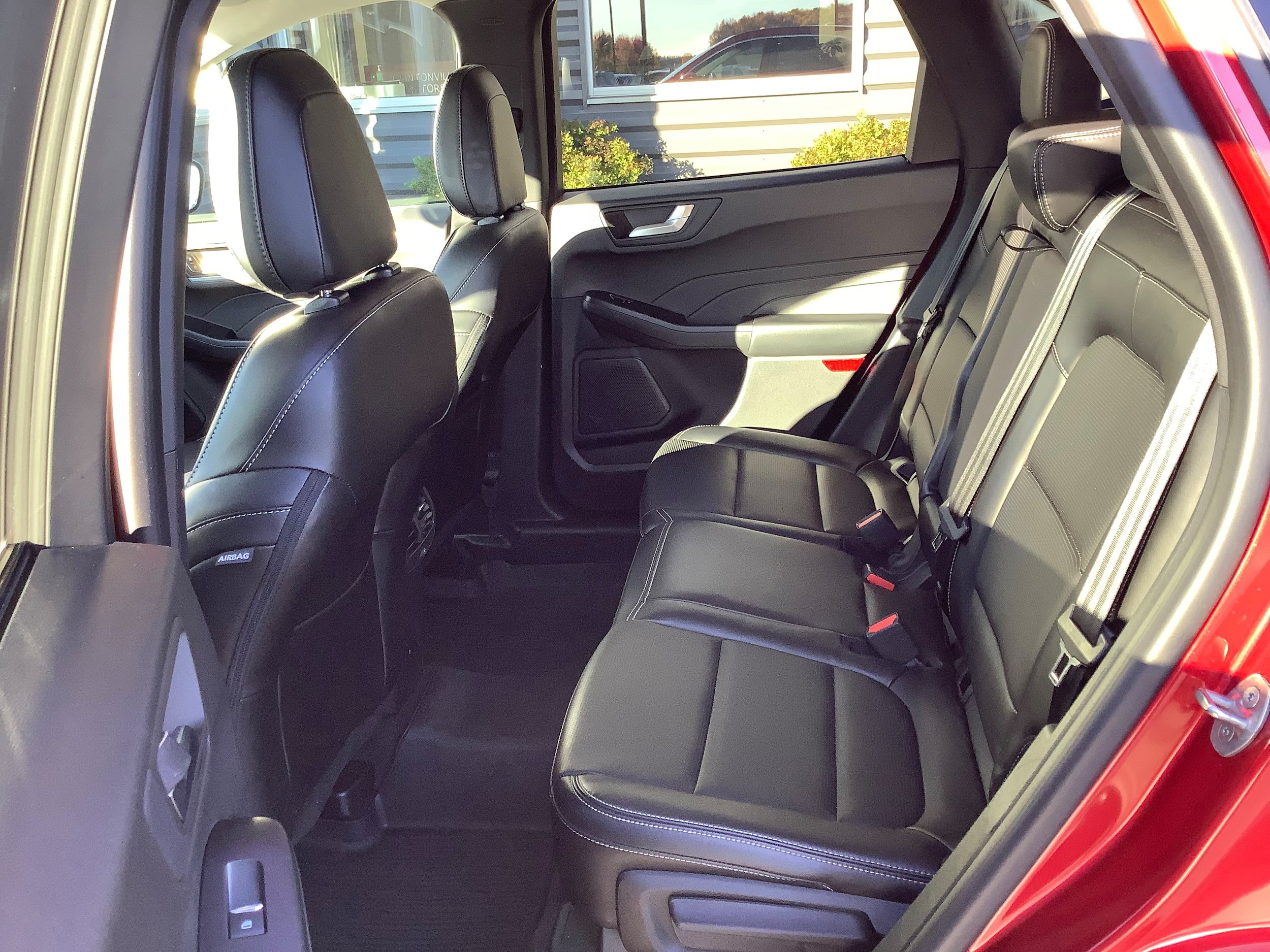 Certified 2023 Ford Escape Platinum AWD/4WD image 9