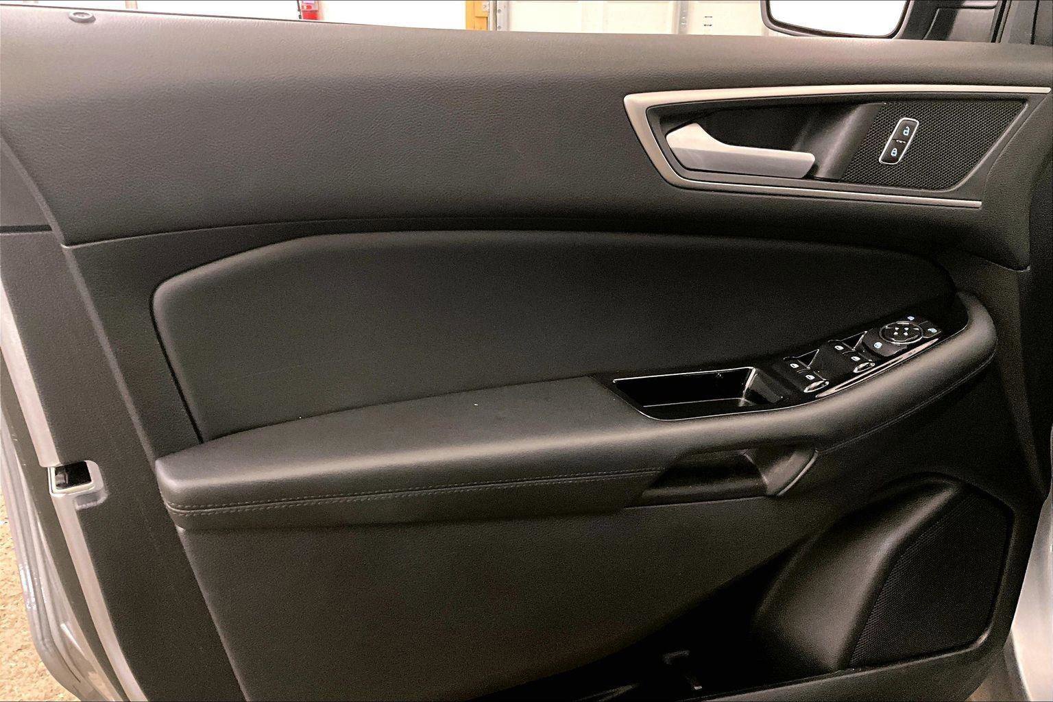 Certified 2020 Ford Edge SEL w/ Convenience Package image 22