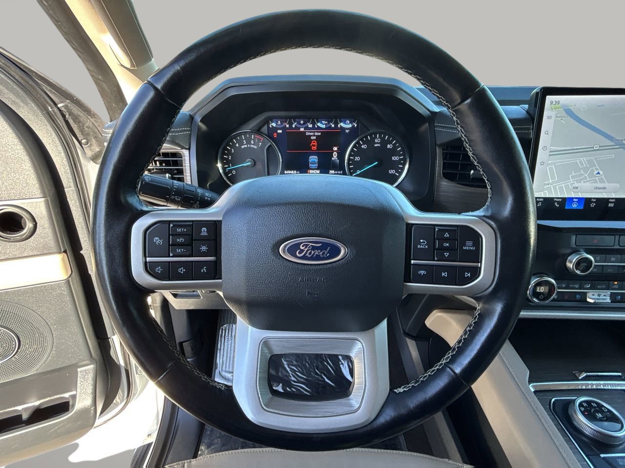 Certified 2022 Ford Expedition Limited image 32