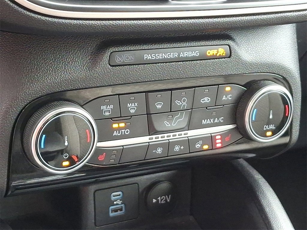 Certified 2022 Ford Escape SE w/ Convenience Package image 16