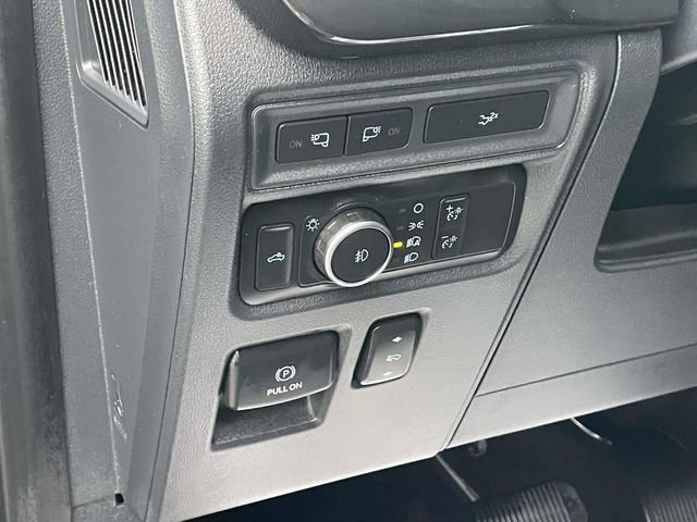 Certified 2022 Ford F150 XLT w/ Equipment Group 302A High image 20